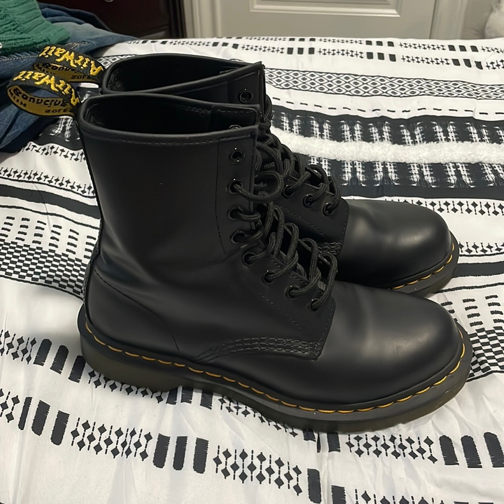 Dr. Martens Women's Size 8